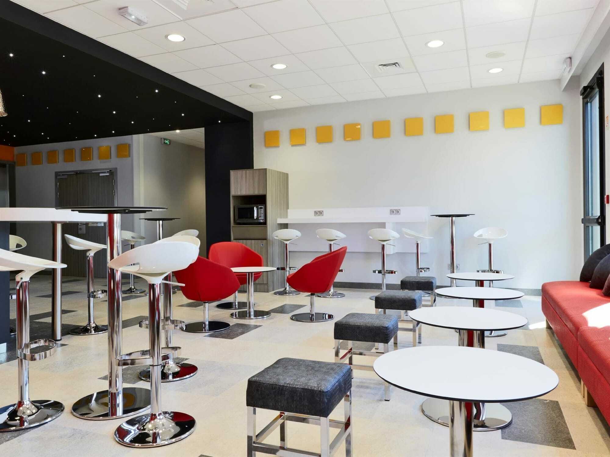 Premiere Classe Lyon - Saint Priest Eurexpo Экстерьер фото