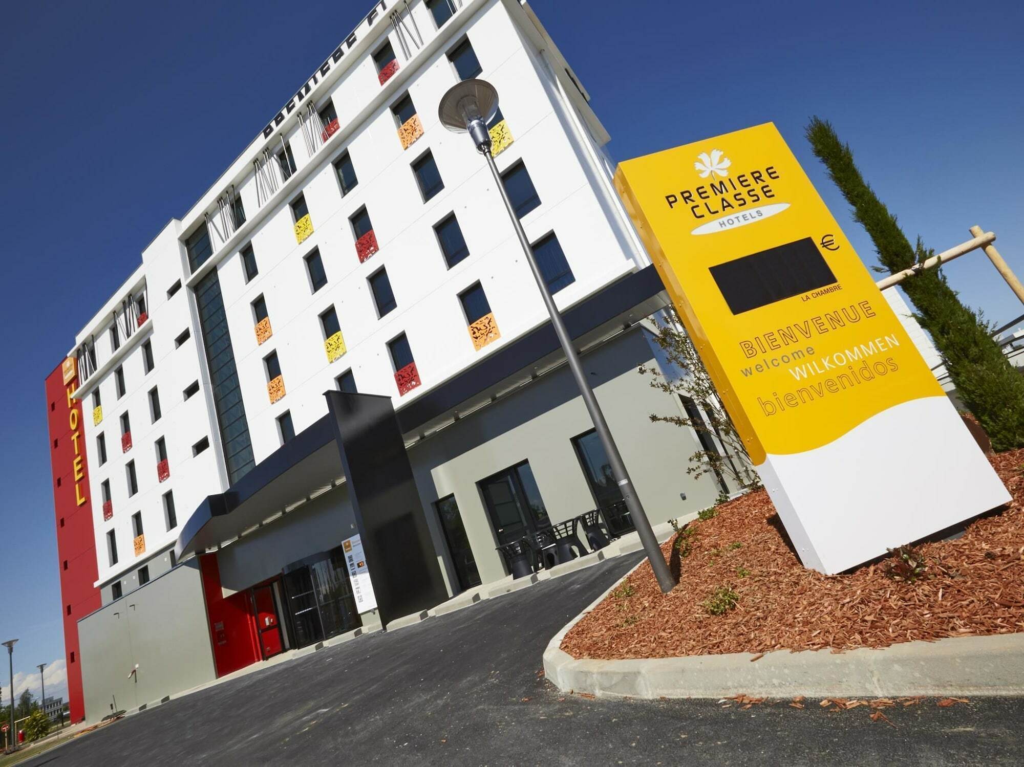 Premiere Classe Lyon - Saint Priest Eurexpo Экстерьер фото