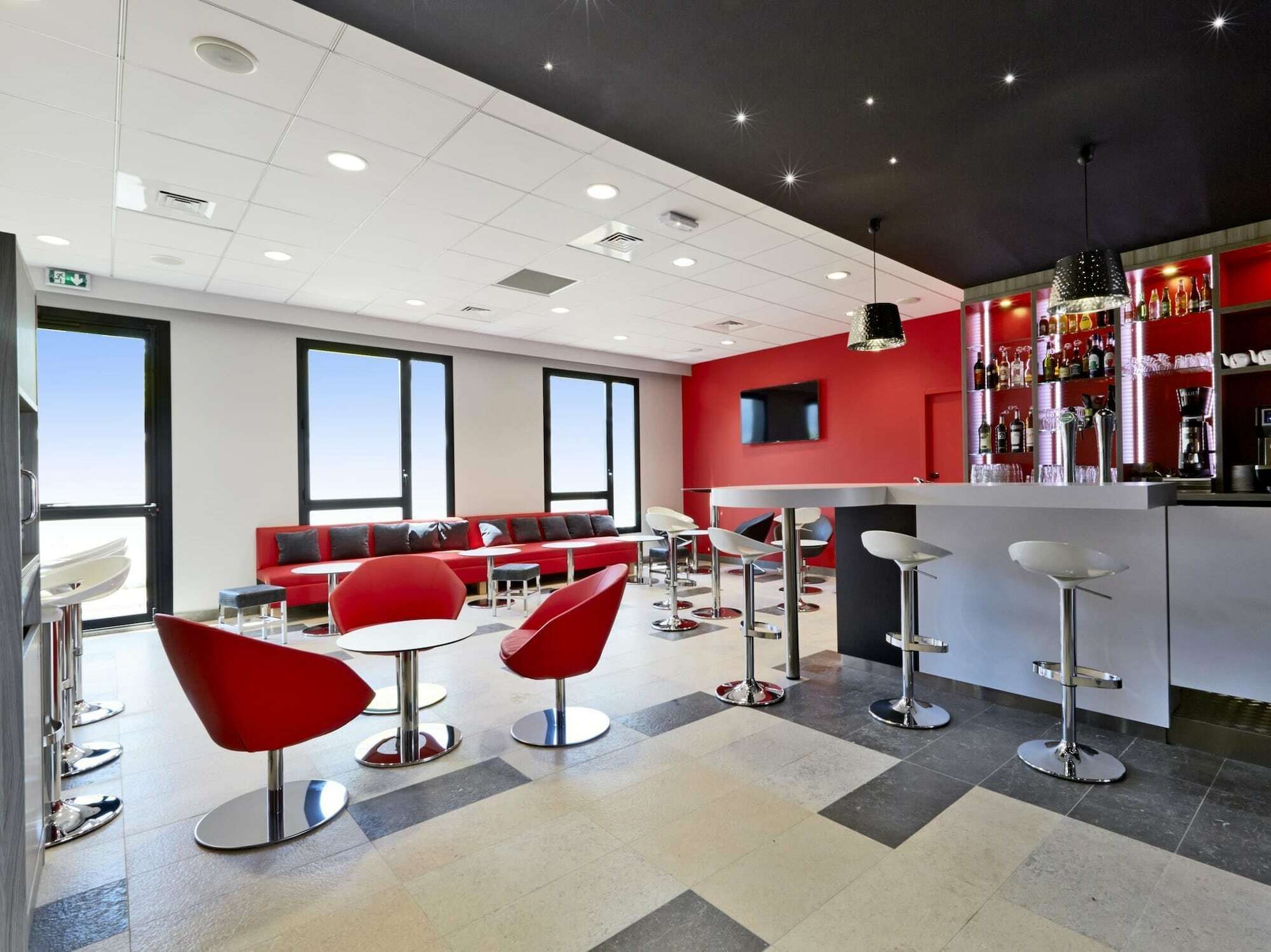 Premiere Classe Lyon - Saint Priest Eurexpo Экстерьер фото