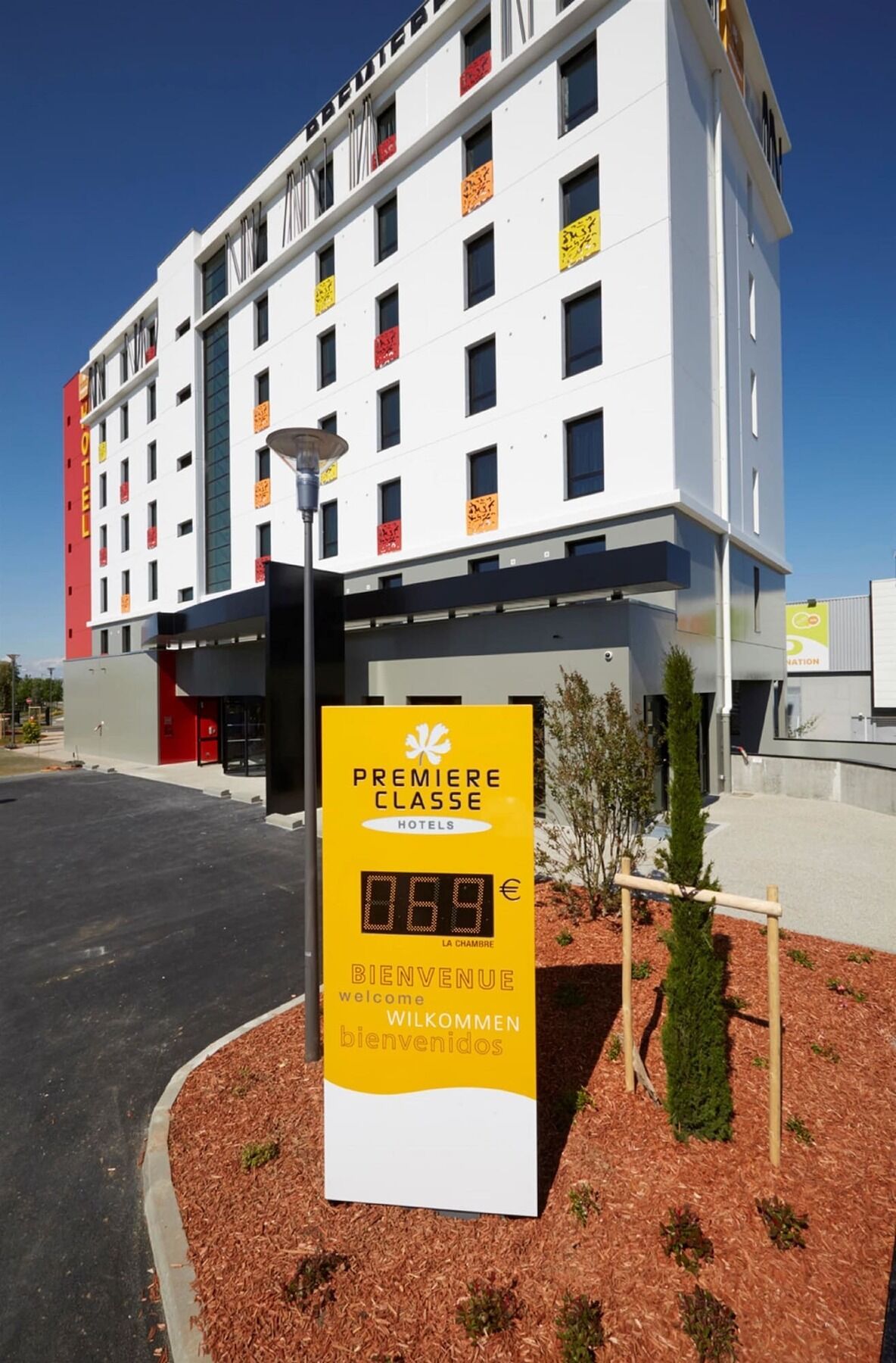 Premiere Classe Lyon - Saint Priest Eurexpo Экстерьер фото